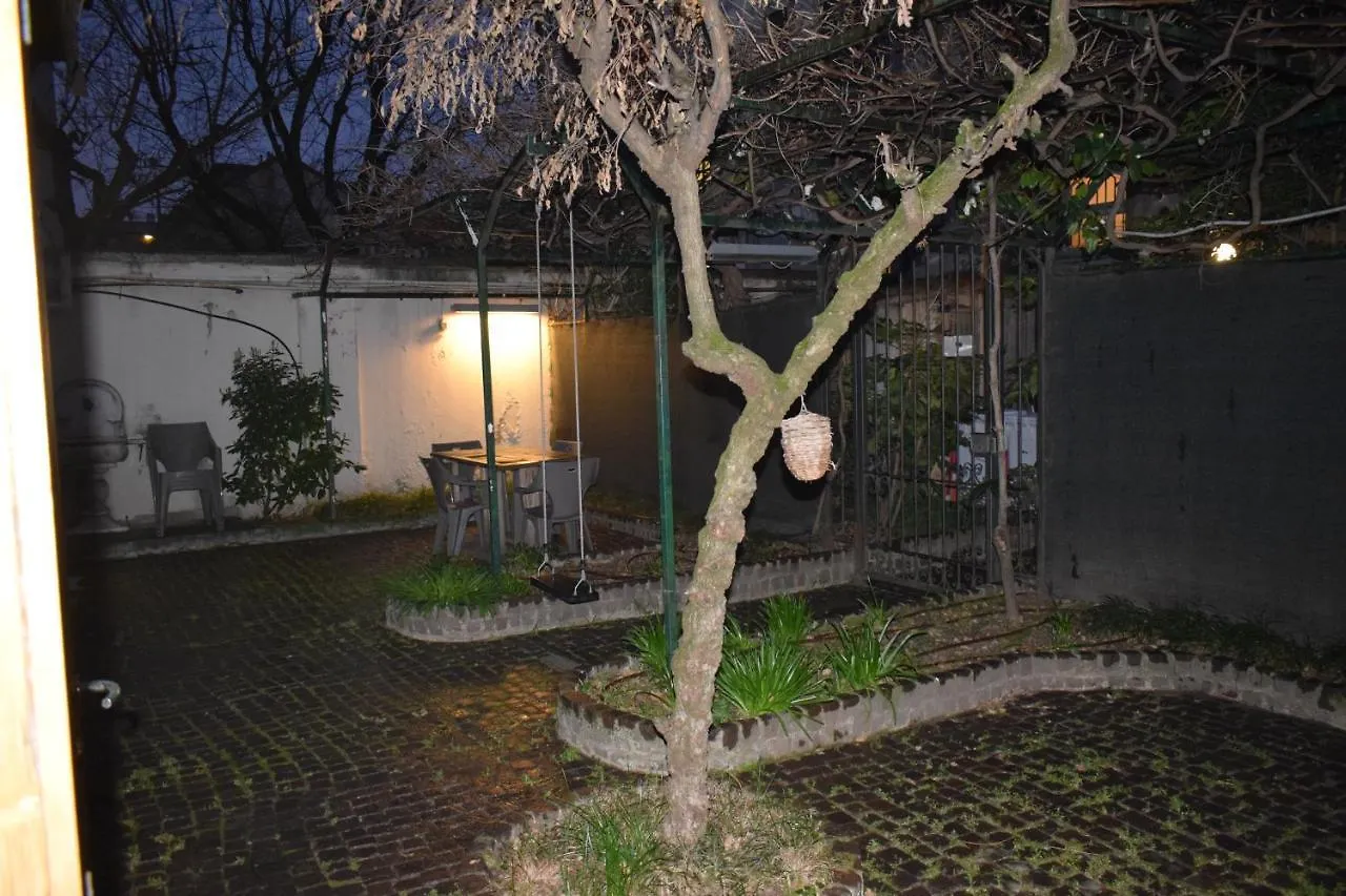 L'Arche Comfort & Relax - Loft Garden In Via Torricelli Milan 0*,  Italy
