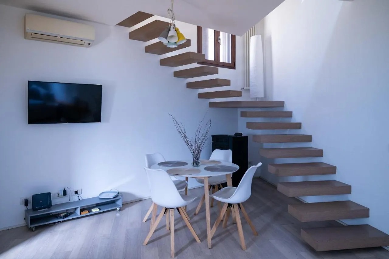 Apartment L'Arche Comfort & Relax - Loft Garden In Via Torricelli Milan