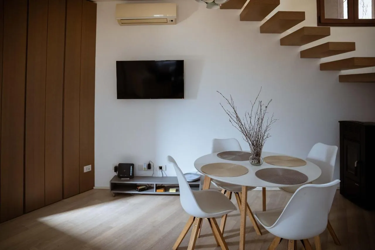 L'Arche Comfort & Relax - Loft Garden In Via Torricelli Milan Italy