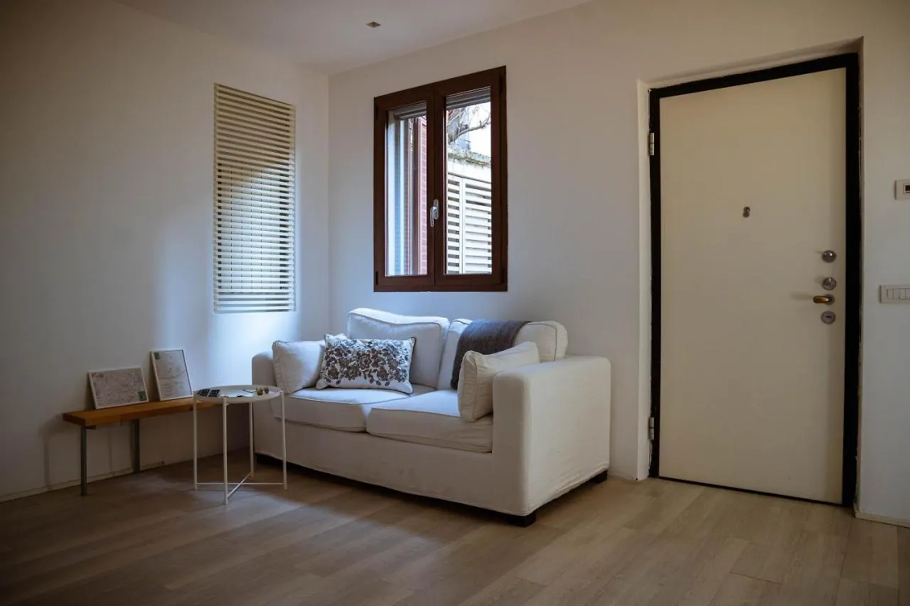 Apartment L'Arche Comfort & Relax - Loft Garden In Via Torricelli Milan Italy