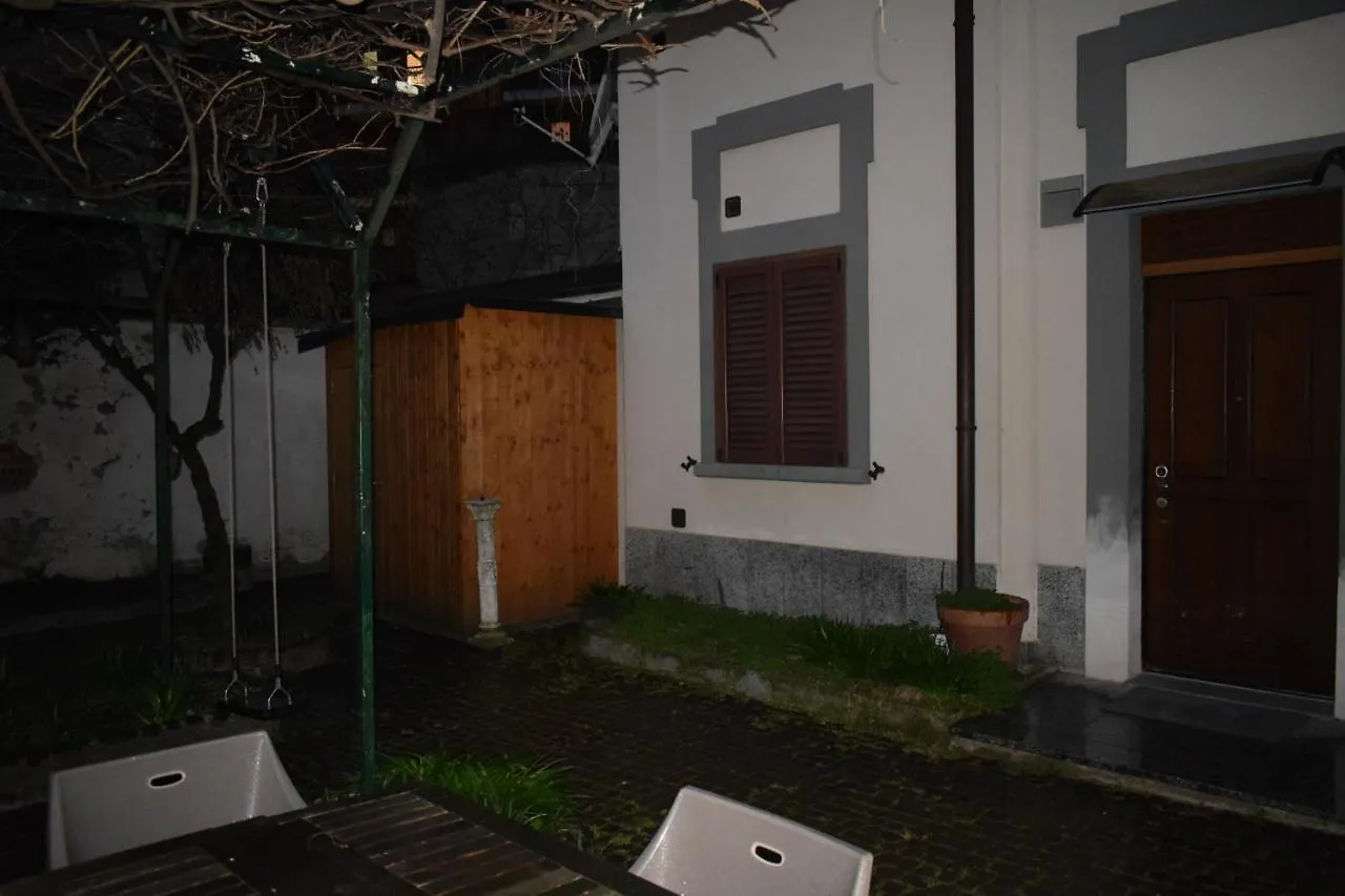 Apartment L'Arche Comfort & Relax - Loft Garden In Via Torricelli Milan Italy