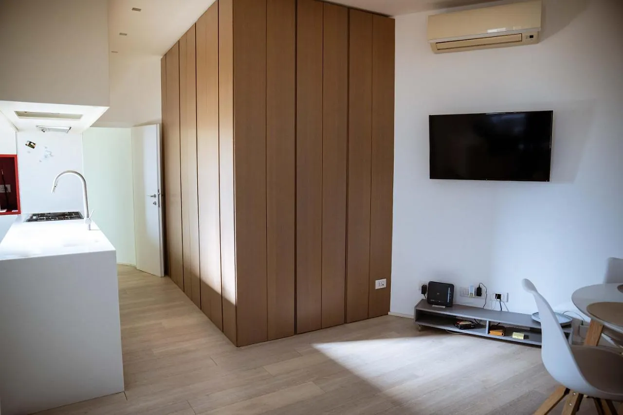 L'Arche Comfort & Relax - Loft Garden In Via Torricelli Milan Italy