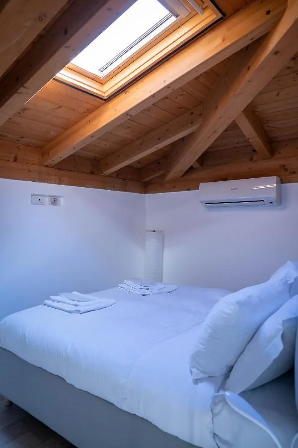 L'Arche Comfort & Relax - Loft Garden In Via Torricelli Milan 0*,